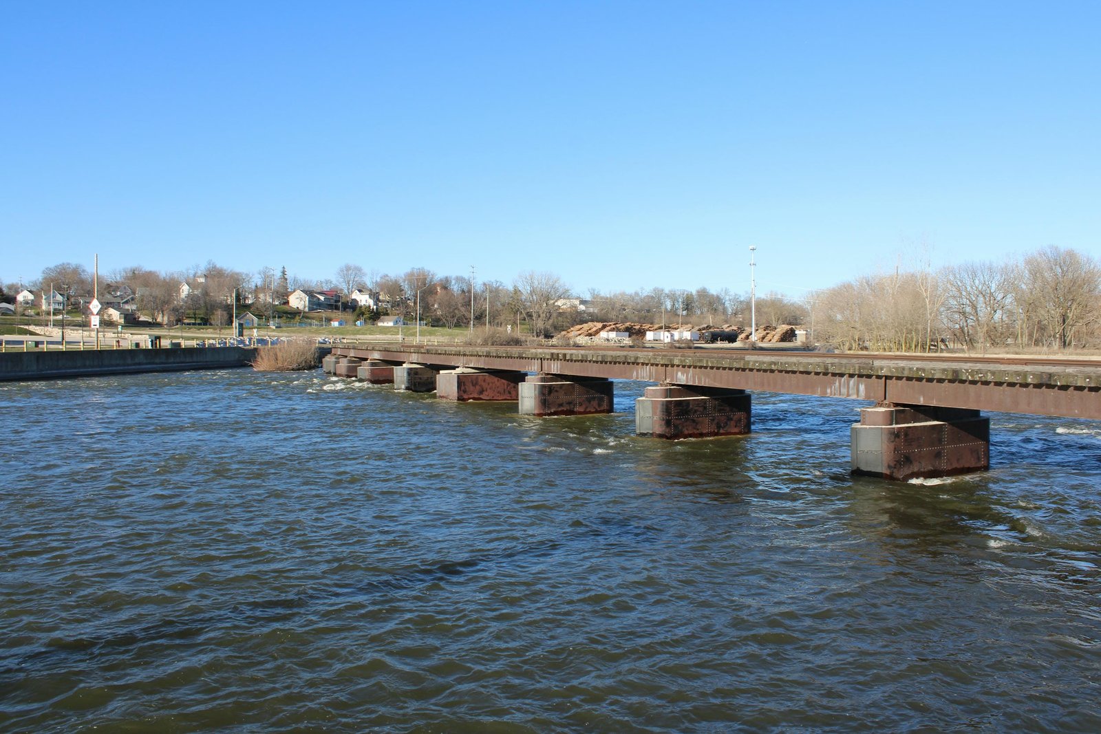 Overview from south bank